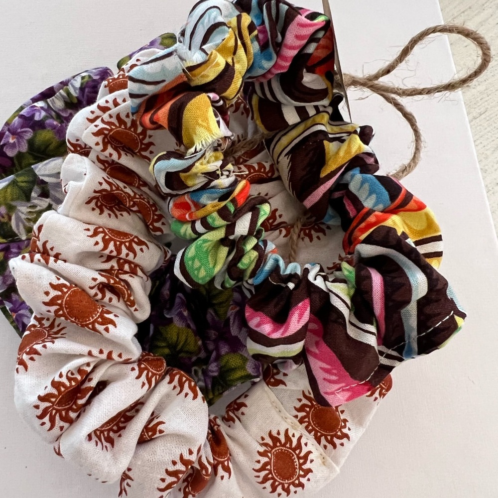 lot of 3 scrunches for $5